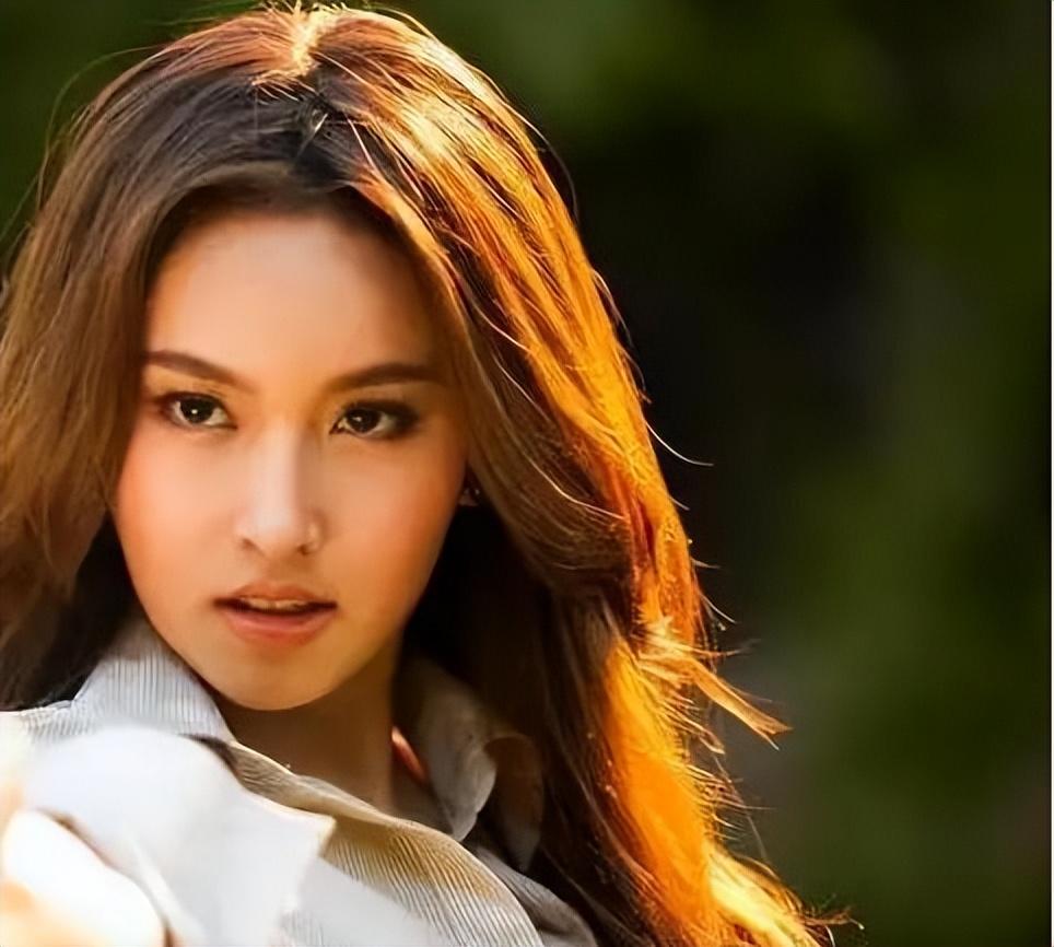 回顾宝儿:17岁成为女人,泰国人妖皇后,曾让张家辉怀疑性取向