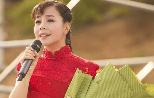 回顾王二妮和李飞结婚9年她初心不改他却像换了个人