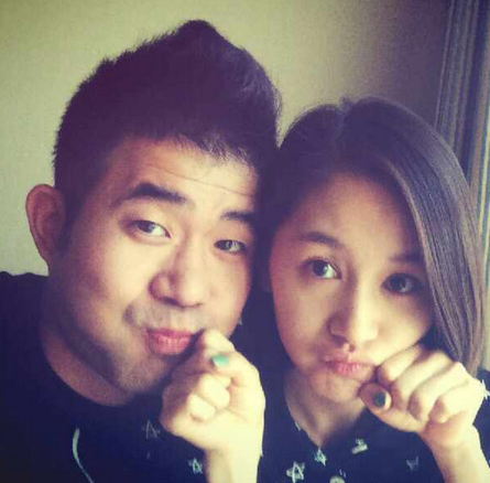 回顾王子文儿子生父是谁被曝是圈内大佬冯小刚见了都叫爷