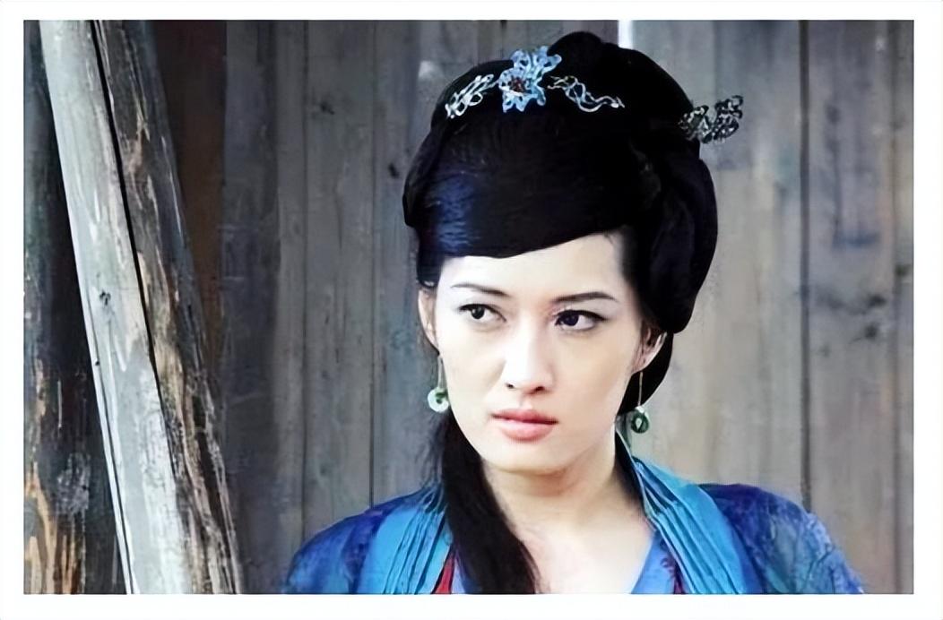 李娃逝世前嘱咐儿孙死后不与岳飞合葬众人得知真相后纷纷称赞