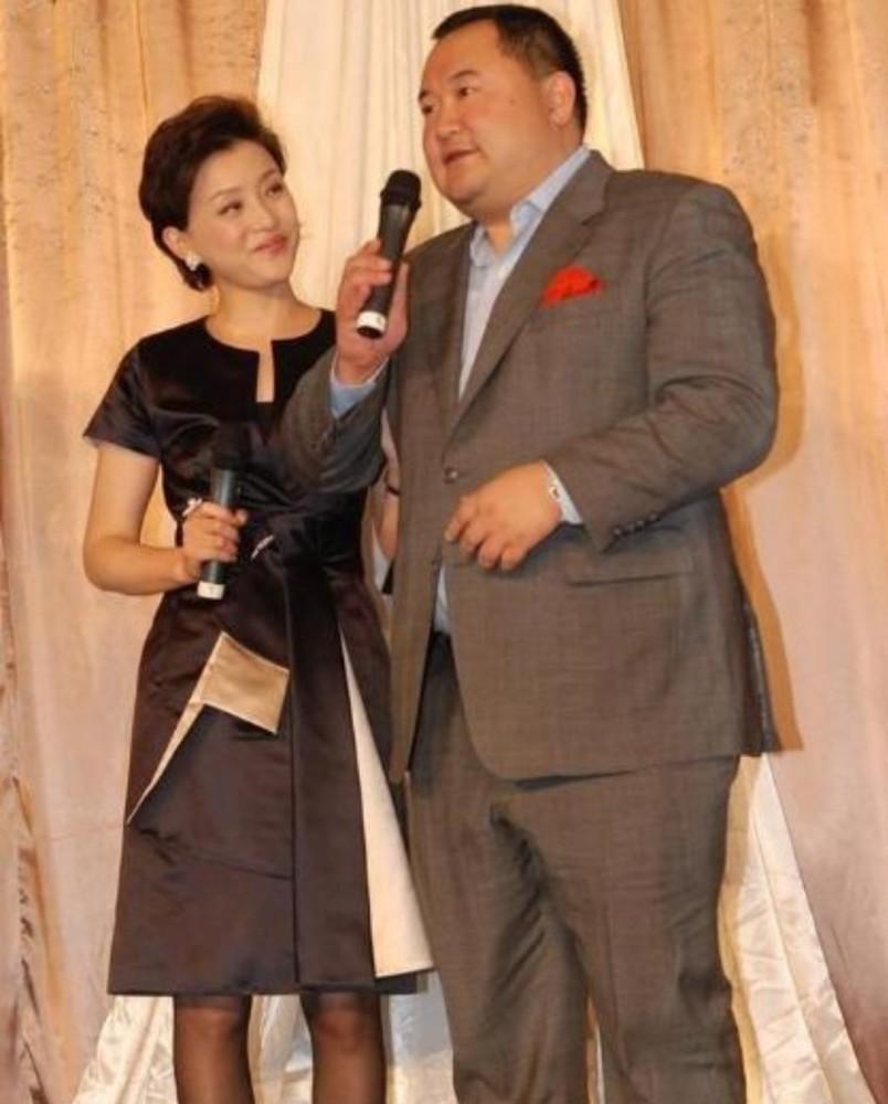 回顾杨澜为嫁200斤富豪与父亲闹翻也要离婚她嫁对人了吗