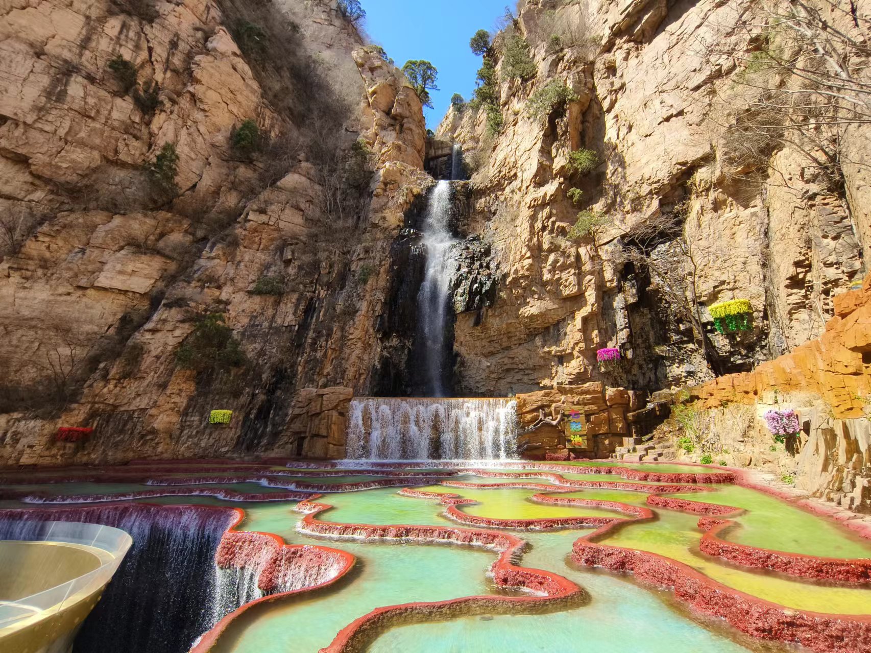 每逢佳节胖三斤开春减肥正当时石林峡徒步健身游安排起来