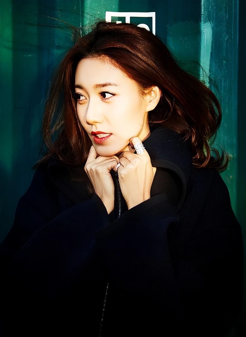 演员高露我这辈子最明智的决定就是低调结婚为丈夫生一儿一女