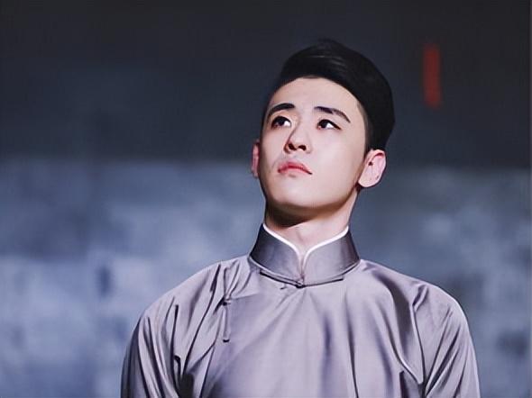 回顾张云雷大难不死高台坠落险丧命同行李欧为何被扫地出门