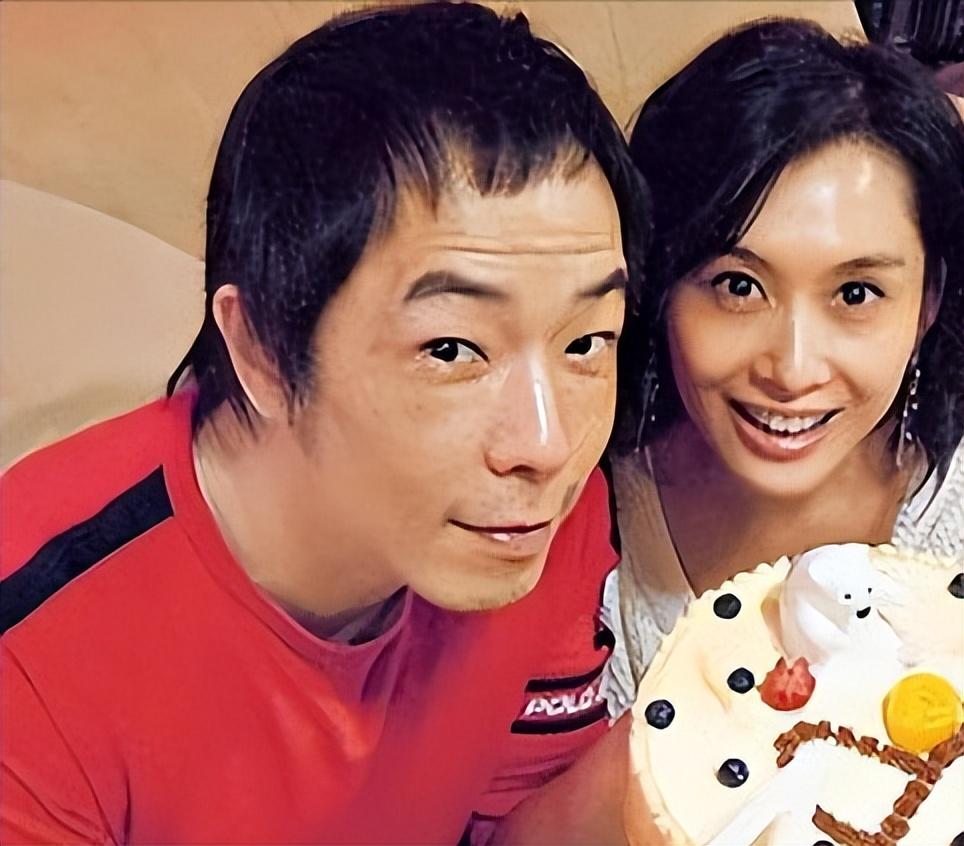 回顾朱茵当众扇黄子华遭网友指责粗鲁提及周星驰被批炒冷饭