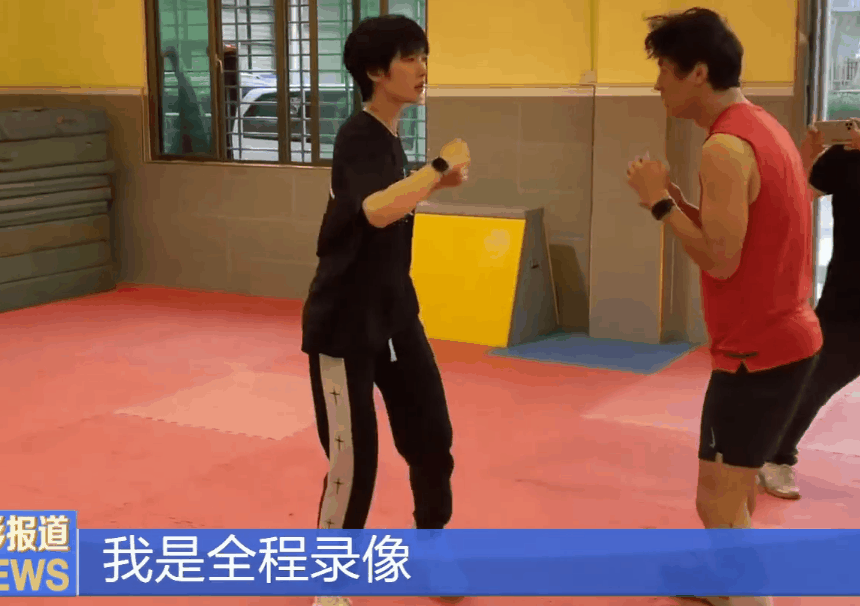 26岁姚安娜凭吃鸡式演技上热搜本人评论区已沦陷