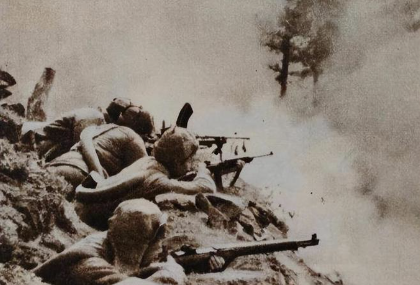 志愿军松骨峰血战背后:团长范天恩私自率部杀进战场,却永入史册