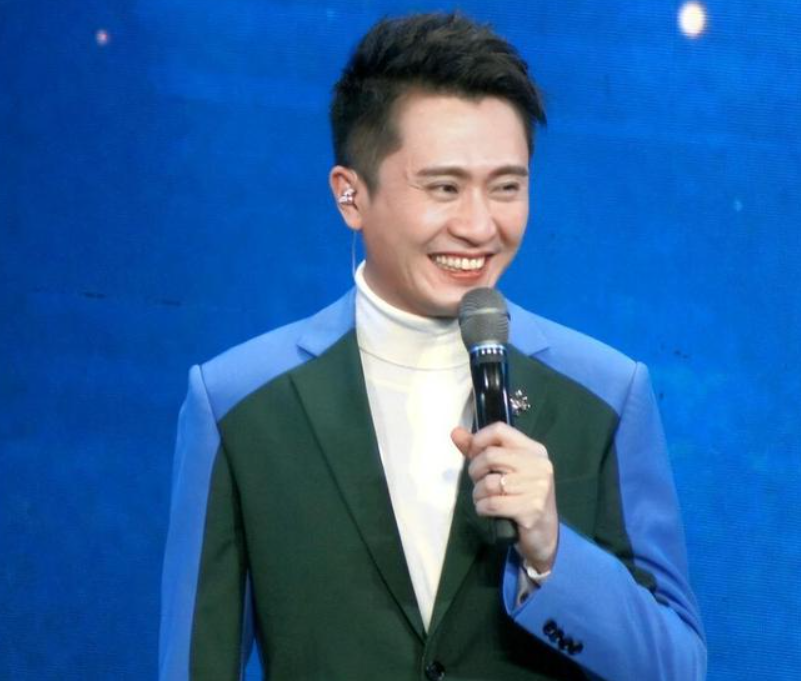 回顾杨帆娶妻子李松奇一家四口其乐融融大女儿让我头痛