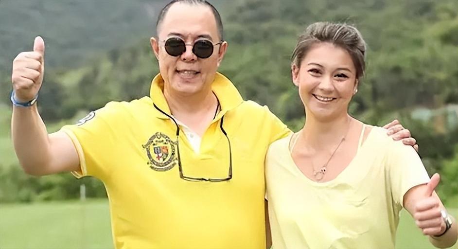 回顾张铁林称入英国籍是为了更好地为中国办事遭炮轰吃相难看