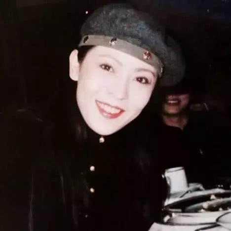 回顾陈岚6岁患白血病18岁被亲妈卖给舞厅凭着性子逆转人生