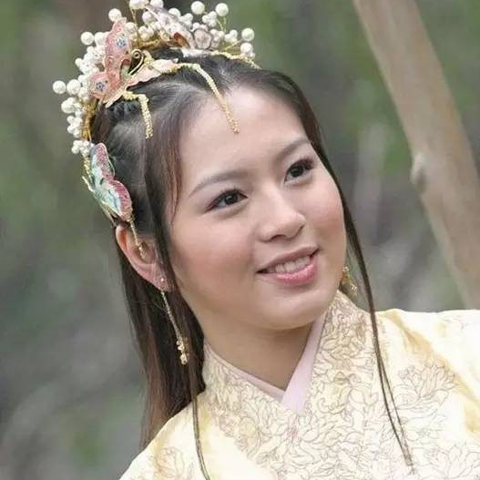 回顾阿奴刘品言曾经一年两部爆剧却因感情毁了星途