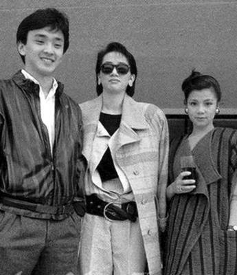 汤镇业在感情上从不喜欢拖拉,所以翁美玲这样的方式只会让他觉得厌恶.