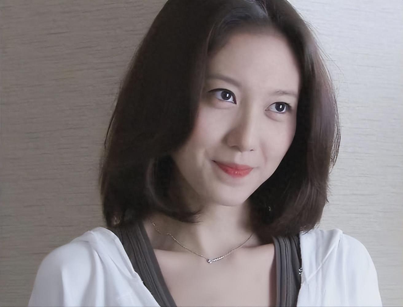 演员高露我这辈子最明智的决定就是低调结婚为丈夫生一儿一女