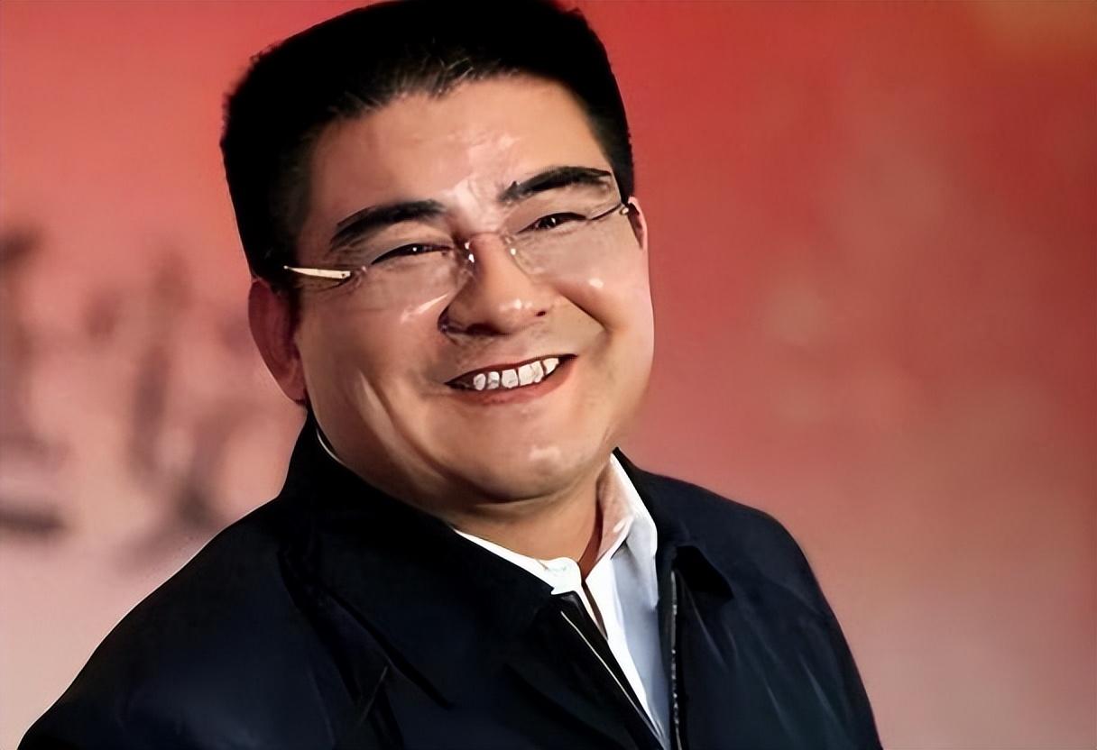 回顾陈光标高调捐20亿后玩消失后来被发现在家种地