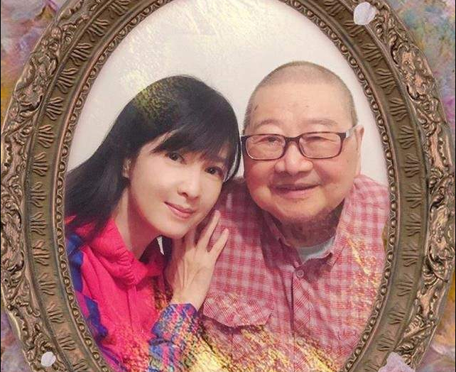 回顾一代玉女周慧敏有人为她终生不娶她却嫁了一个负心人