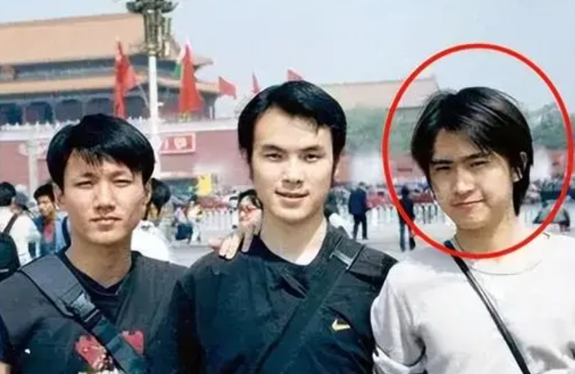 这一次42岁的央视名嘴杨帆走上了另一条人生大道