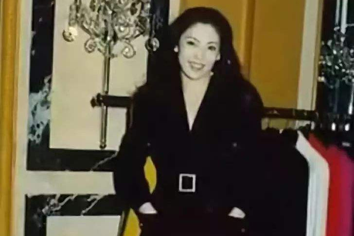 回顾陈岚6岁患白血病18岁被亲妈卖给舞厅凭着性子逆转人生