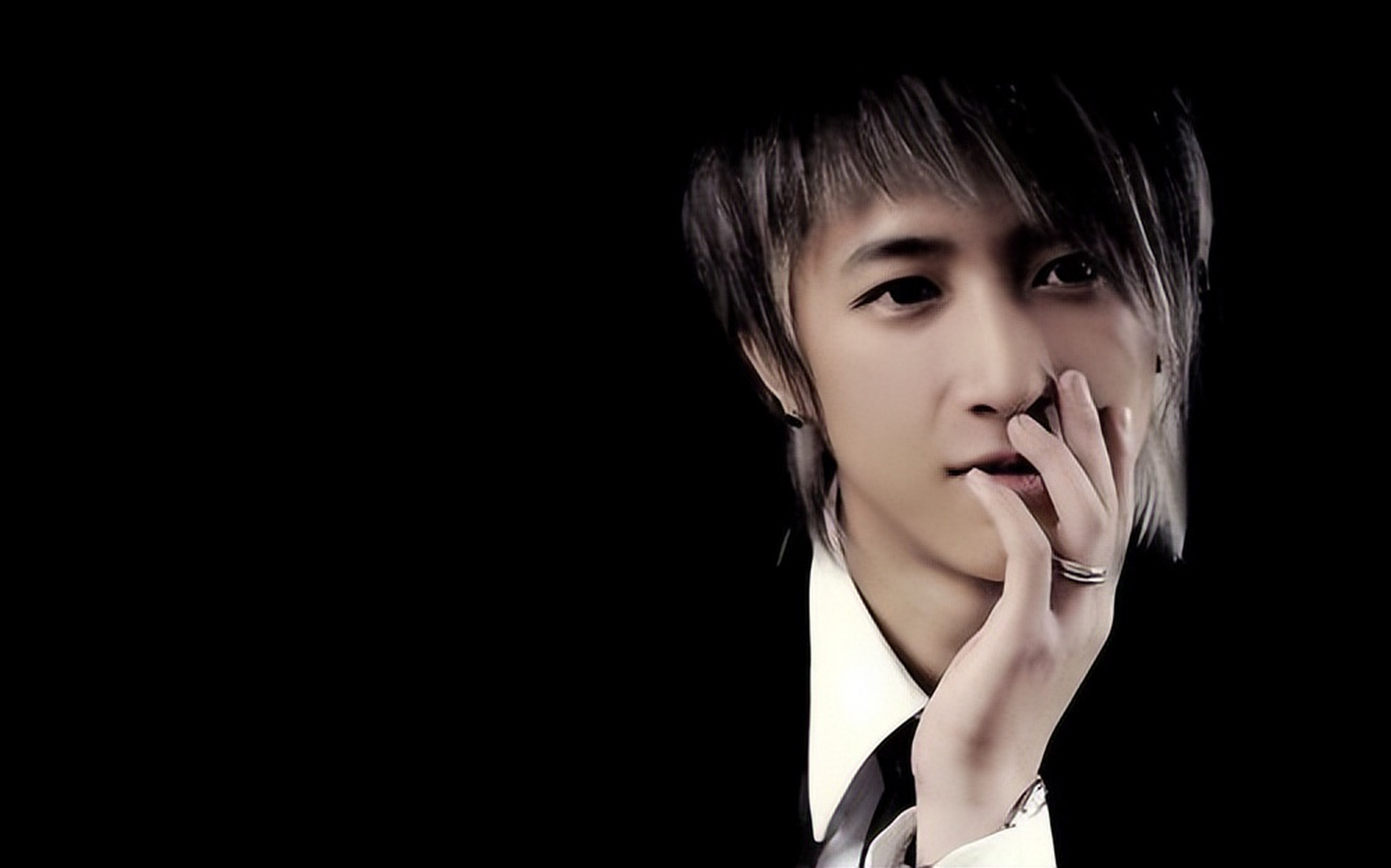 韩庚在影视圈表现出色,经典角色无数.