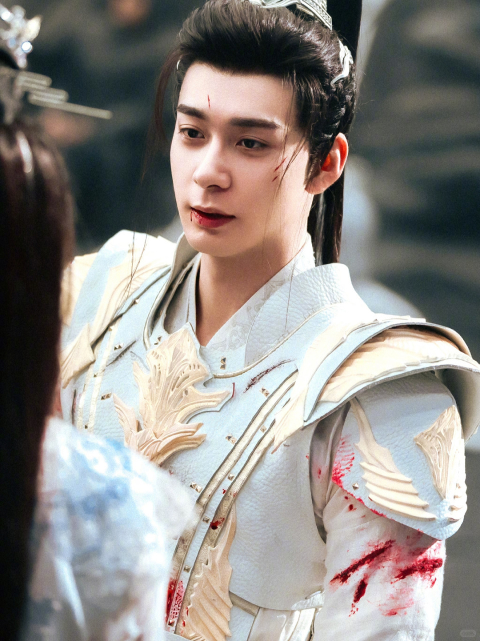 陈星旭古装魅力大揭秘:一饰多角引发热议,星落圈粉无数  近期,陈星旭