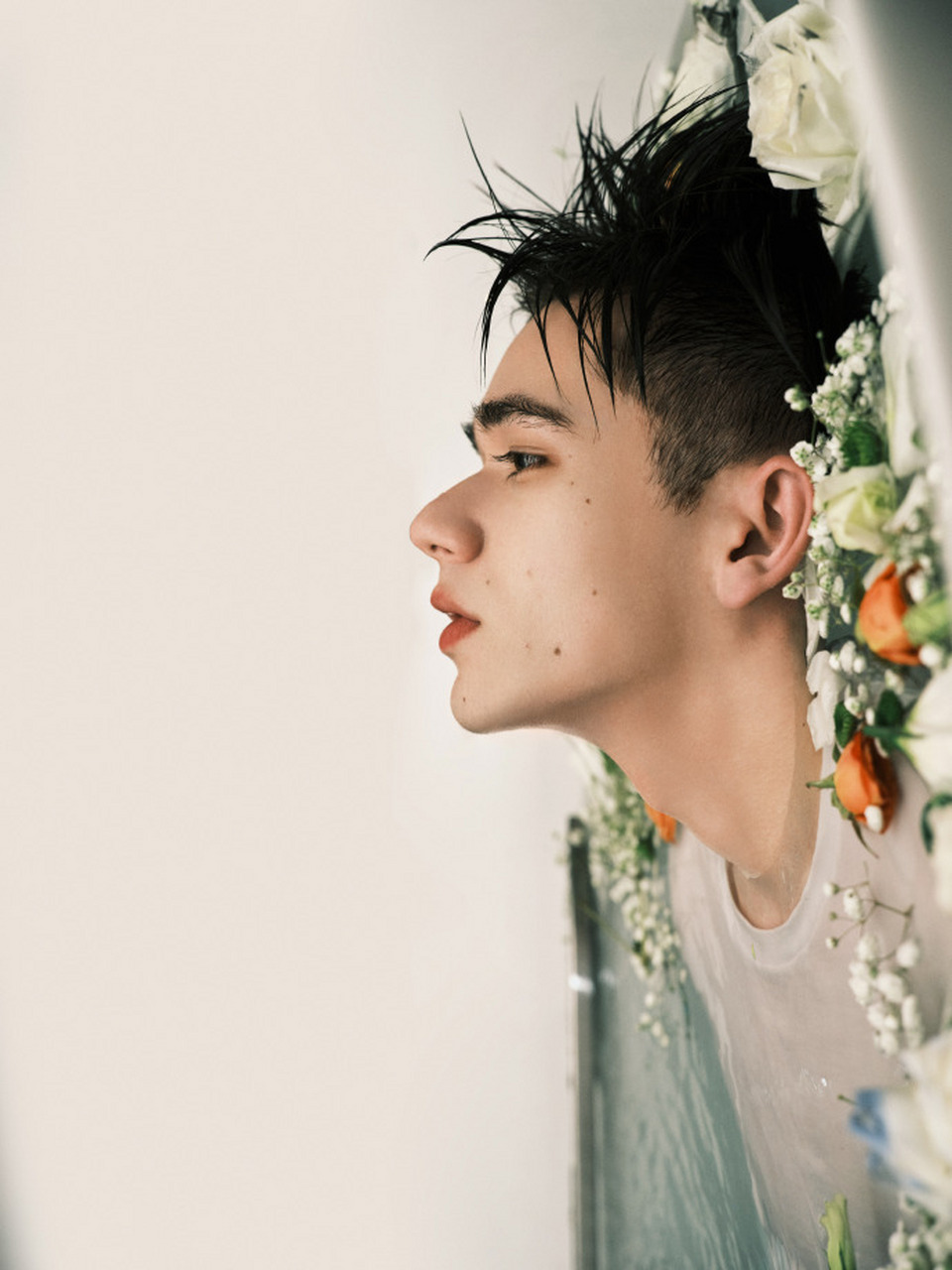 混血神颜——庆怜  98近期活动:米兰时装周95 91拍摄日期:2