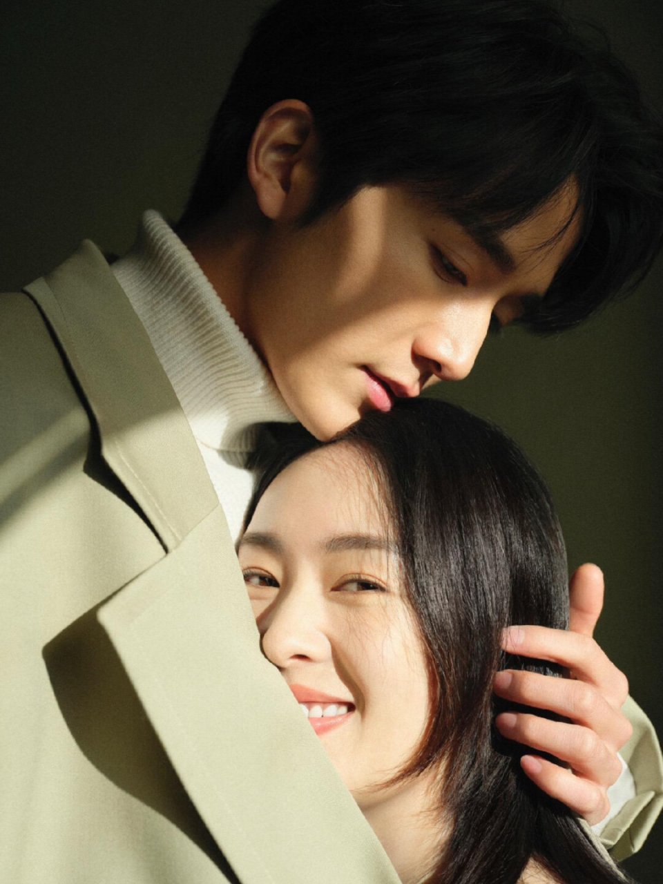 97《微暗之火》这部悬疑复仇爱情剧,改编自玖月晞的《小南风》