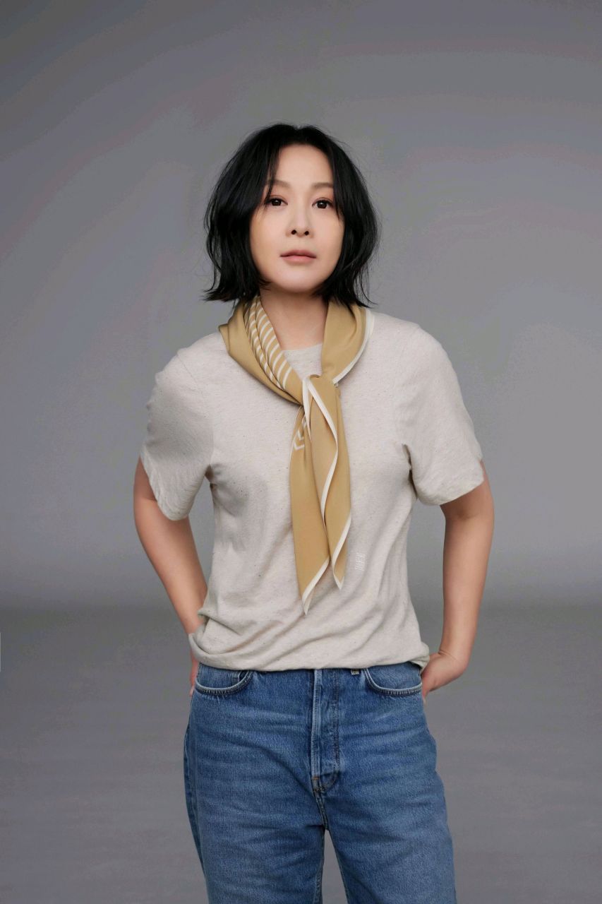 要么孤独要么庸俗 年轻时爱上陈升,错过黄磊,现在已分居#刘若英