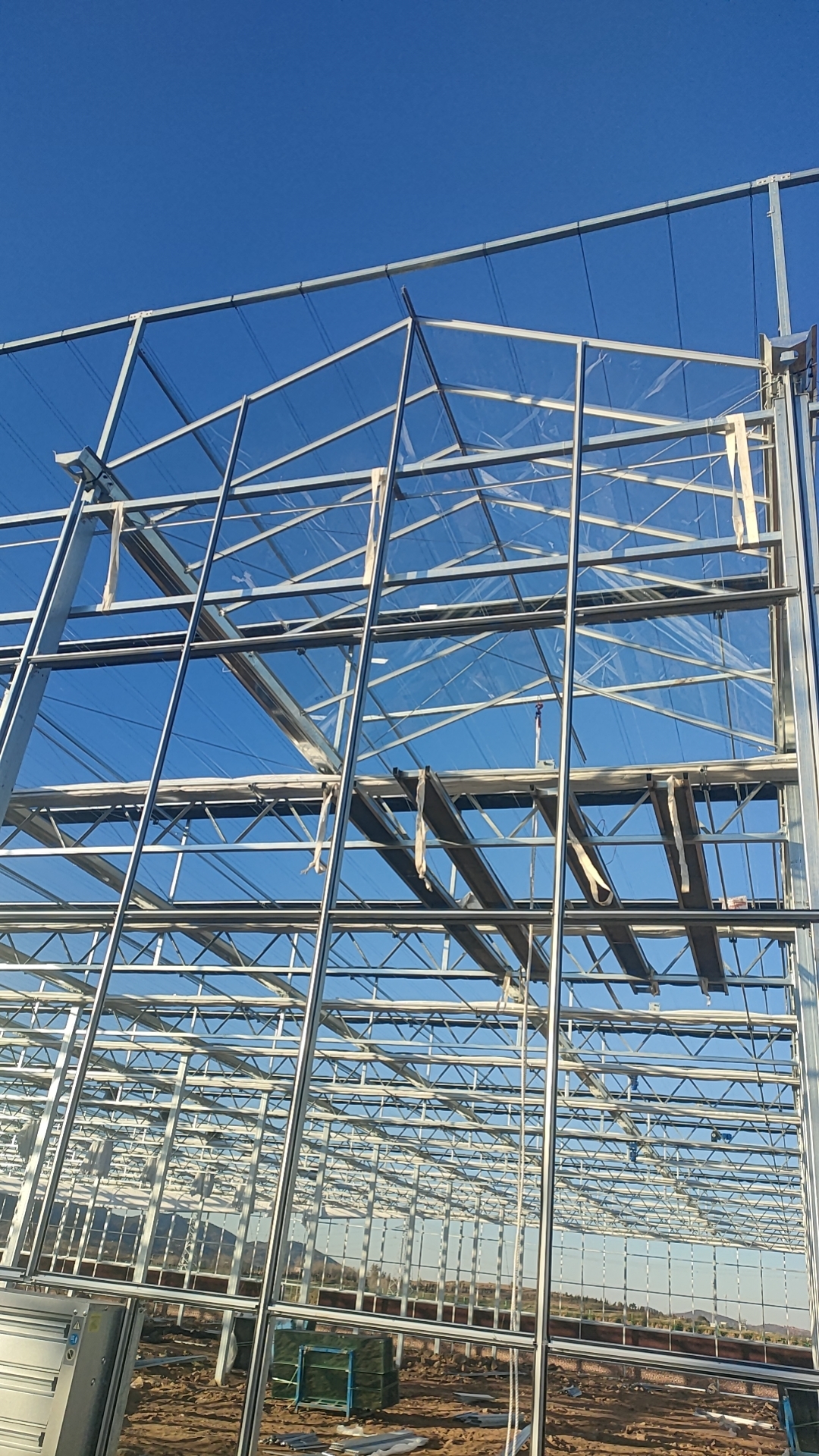 玻璃温室大棚骨架如何施工