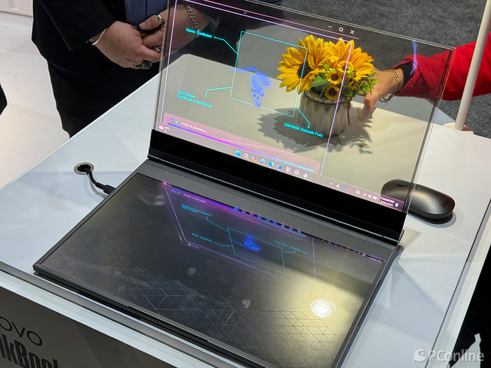 联想概念笔记本电脑发布:全透明屏幕,无实体键盘