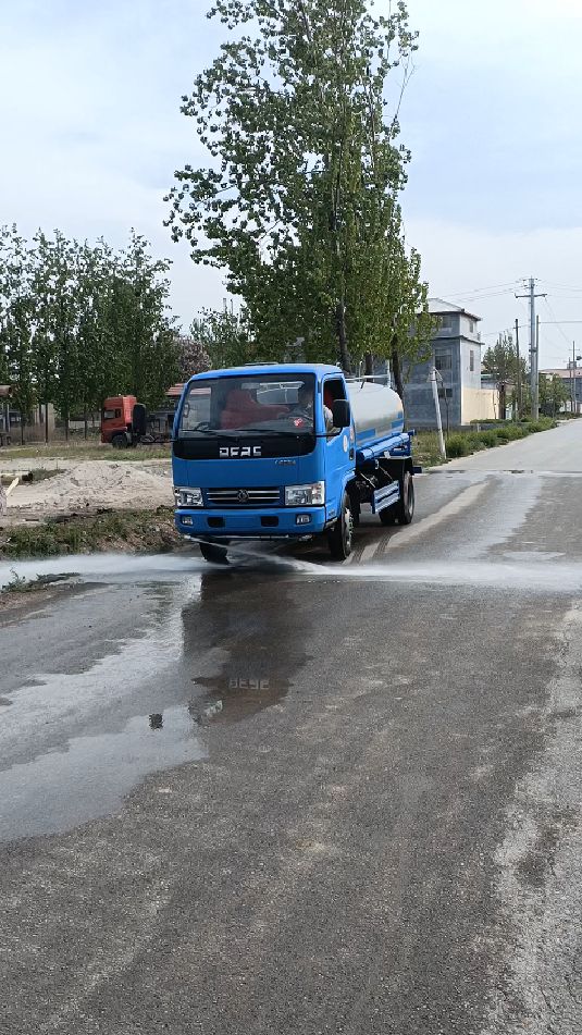 二手无手续洒水车,多功能洒水车,无手续洒水车