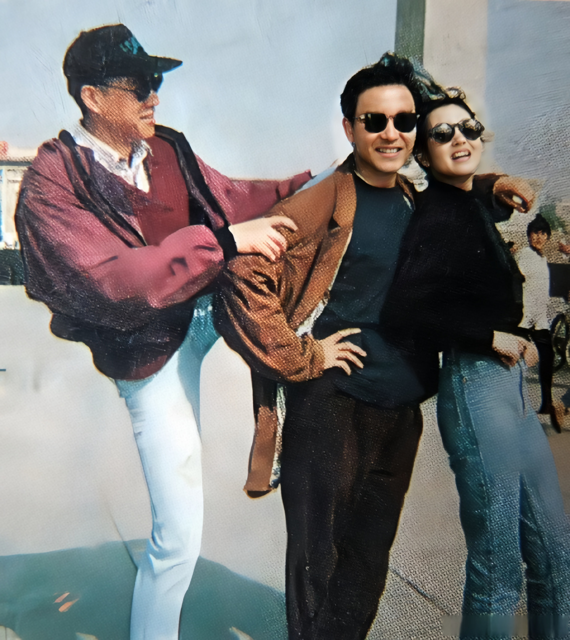 你看过这部张国荣,巩俐,张丰毅主演的电影《霸王别姬》吗?