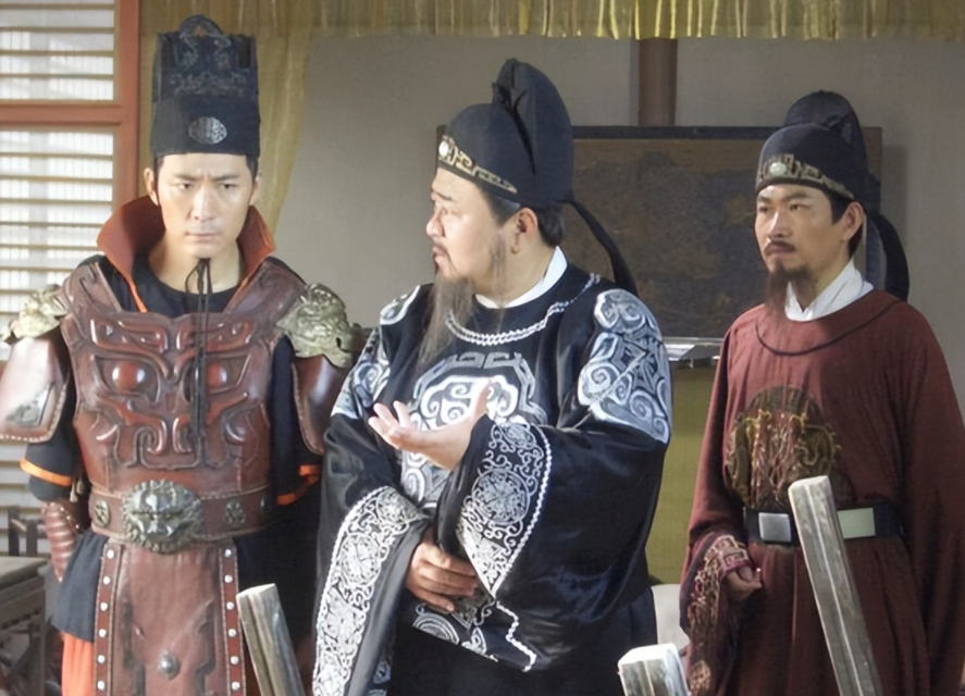 来俊臣的野心越来越大,你甚至将魔爪伸向了时任宰相狄仁杰,而他要求