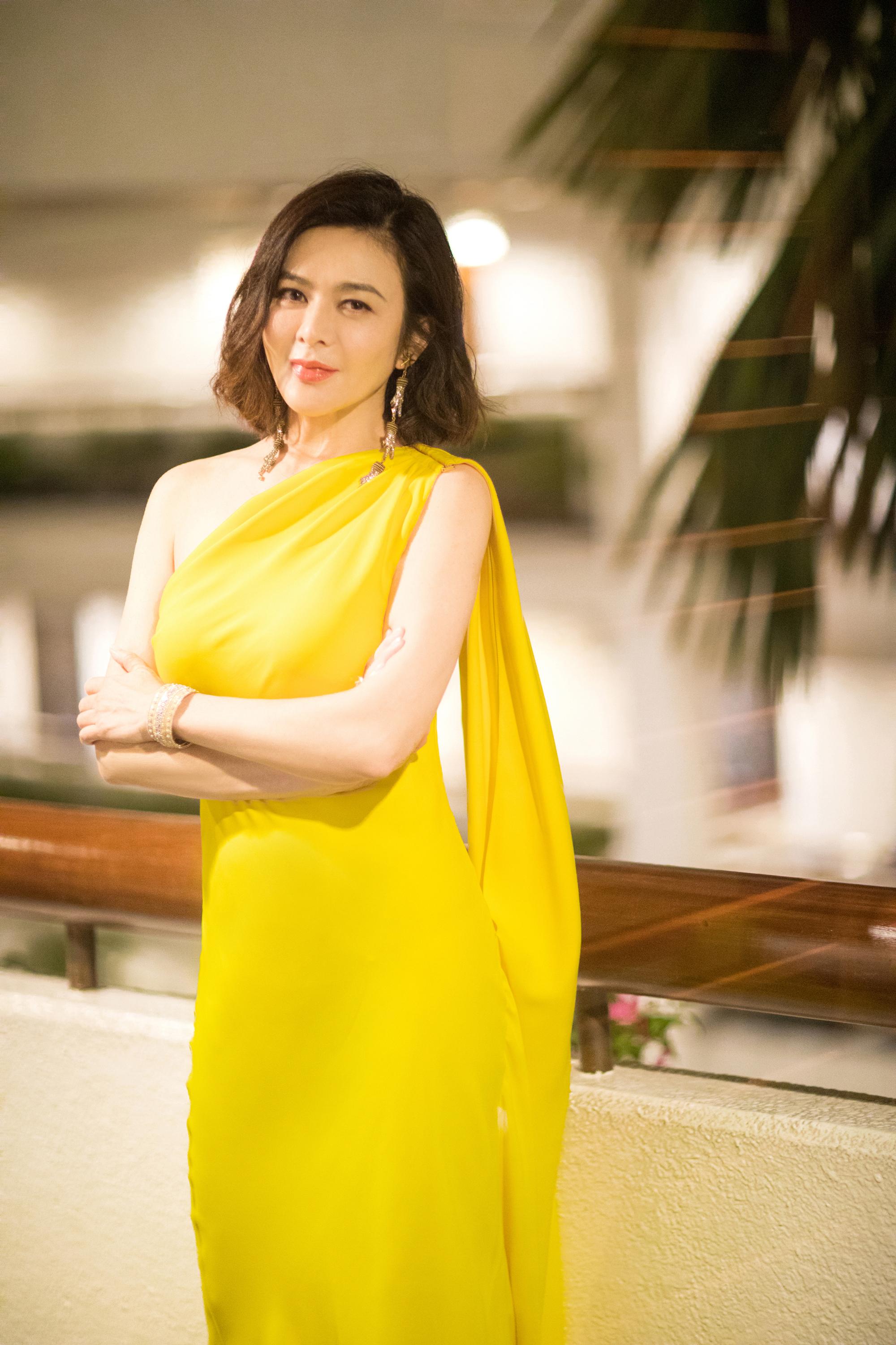 论素颜女神只服这6位别人卸妆遮遮挡挡她们化不化妆没差