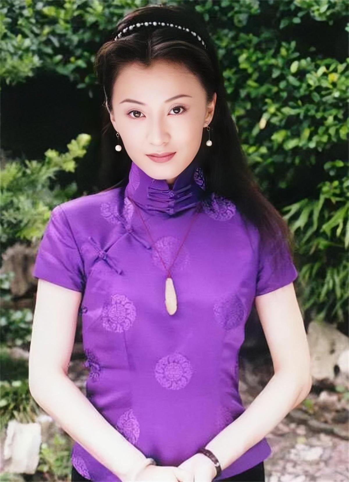 回顾徐露我这辈子最正确的决定就是嫁给大7岁的丑丈夫