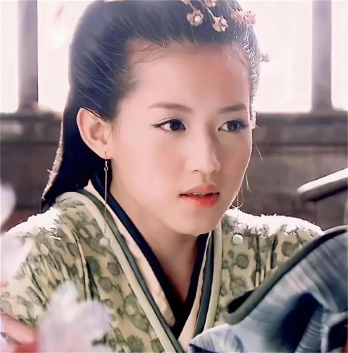 苏青在其中饰演的是小皇后张嫣