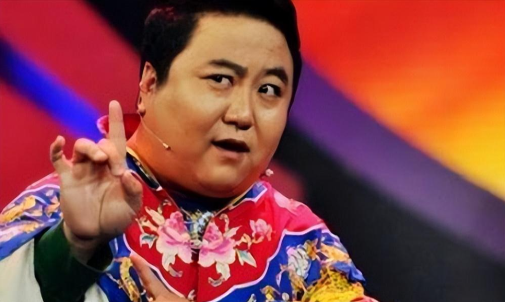 有了钱,杨松便膨胀起来,跟朋友喝酒吹牛之后,他想找点更畅快的乐子