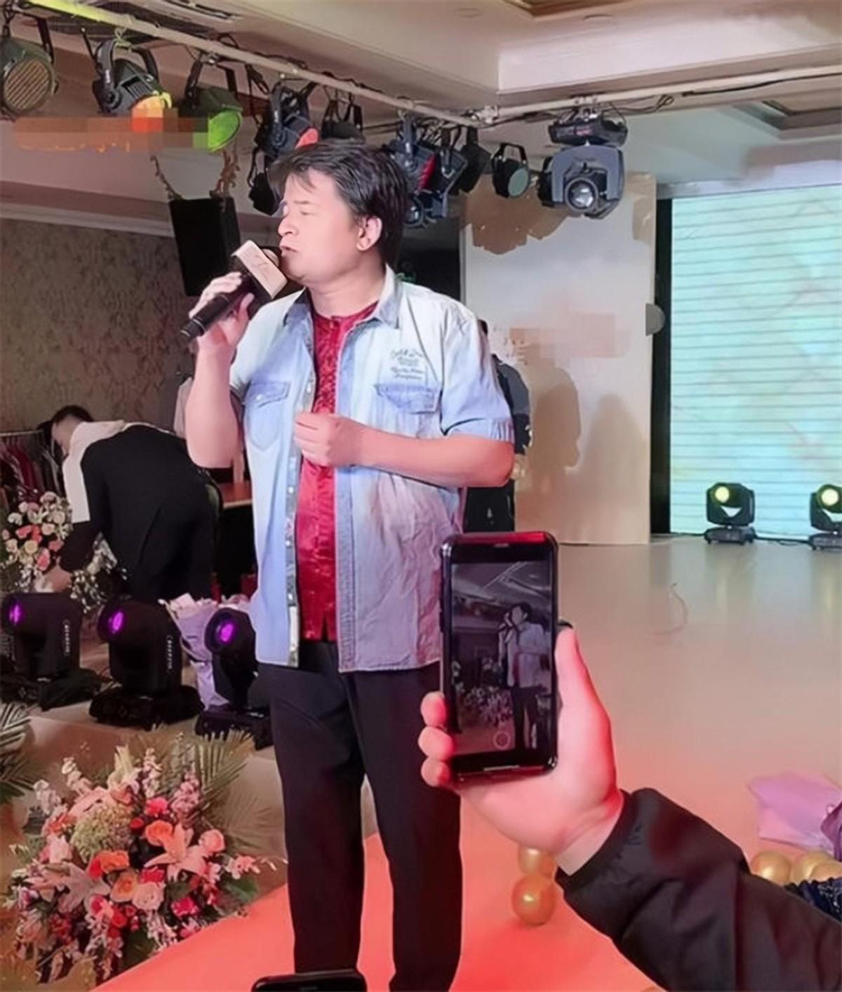 回顾64岁毕福剑定居农村退圈8年后他的结局让很多人失望了