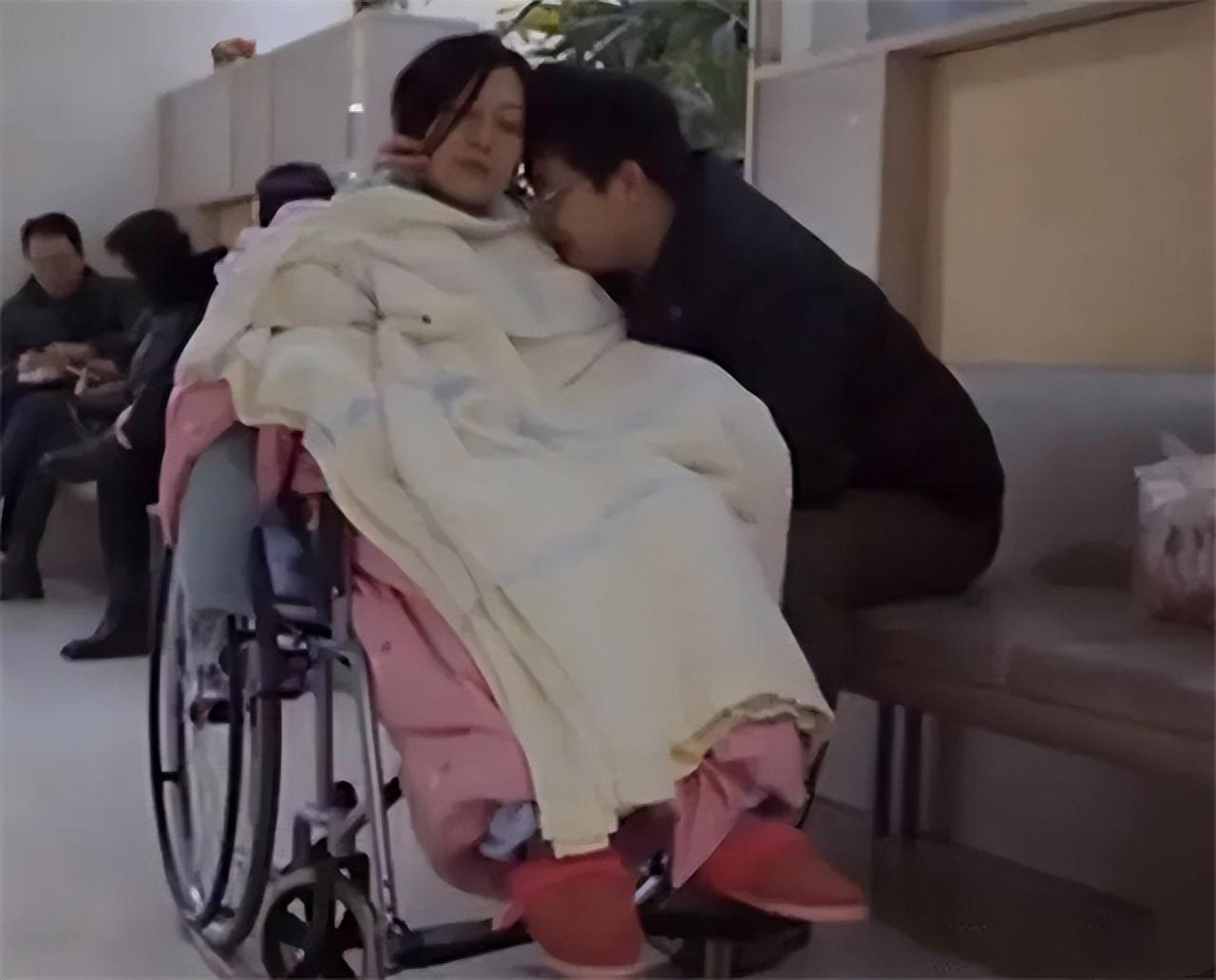 15年上海26岁癌症孕妈冒死为夫生子去世4年后丈夫再婚惹争议