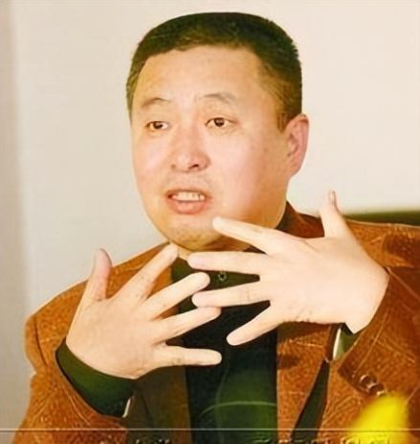 回顾歌手李娜不顾母亲含泪劝阻毅然出家25年过去了她怎样了