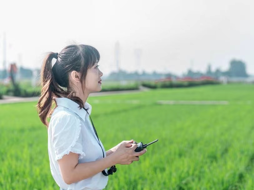 大连东软信息学院女神图片