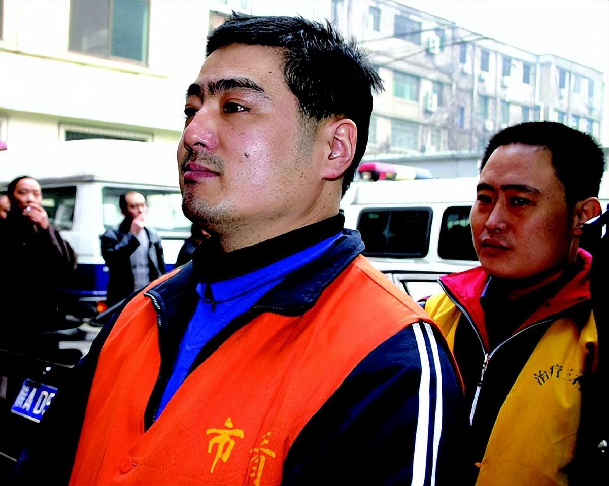 2004年17岁小伙10元抽中宝马反被告造假结局如何