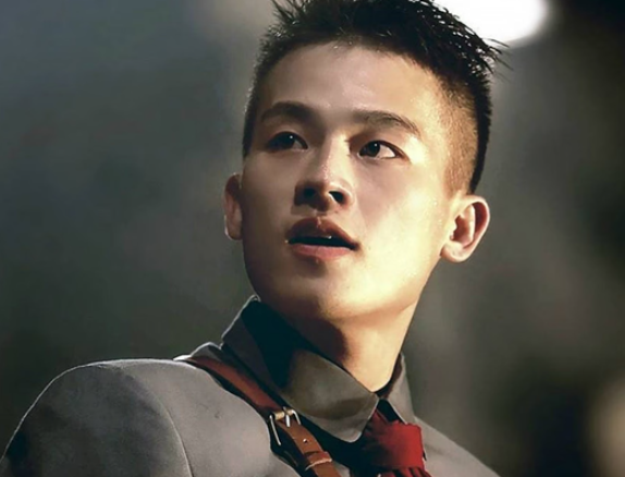 回顾马思纯回看她和欧豪的恋情才发现两人之间本就不合适