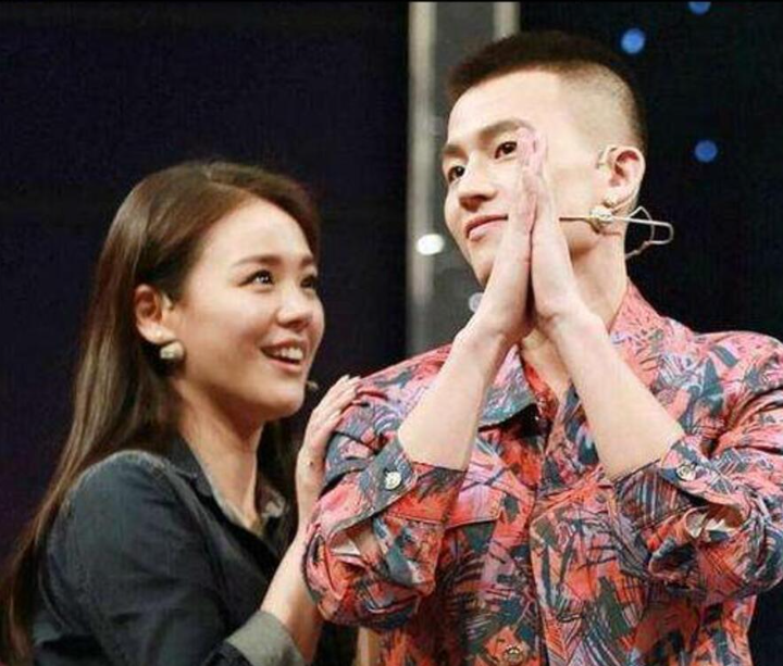 回顾马思纯回看她和欧豪的恋情才发现两人之间本就不合适