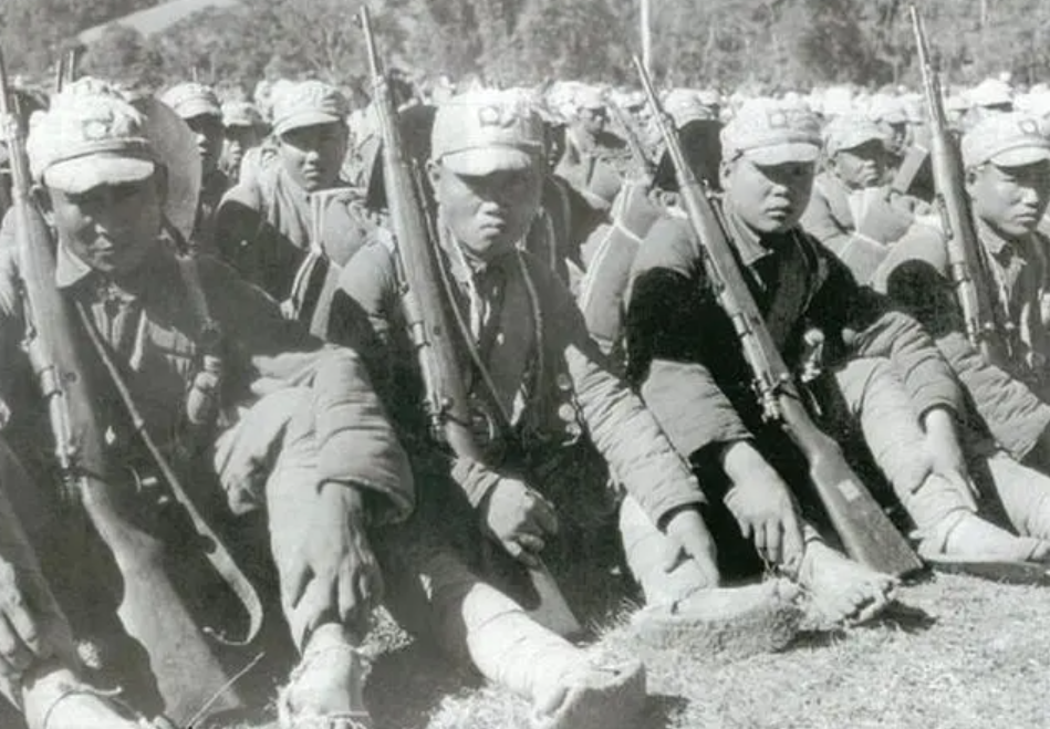 广西狼兵有多猛对越反击战5名战士单挑越军1个营直接吊打