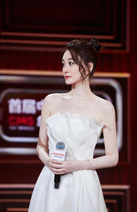 赵丽颖的毛孔,宋轶的黑头,离开滤镜的明星,治好了我的容貌焦虑