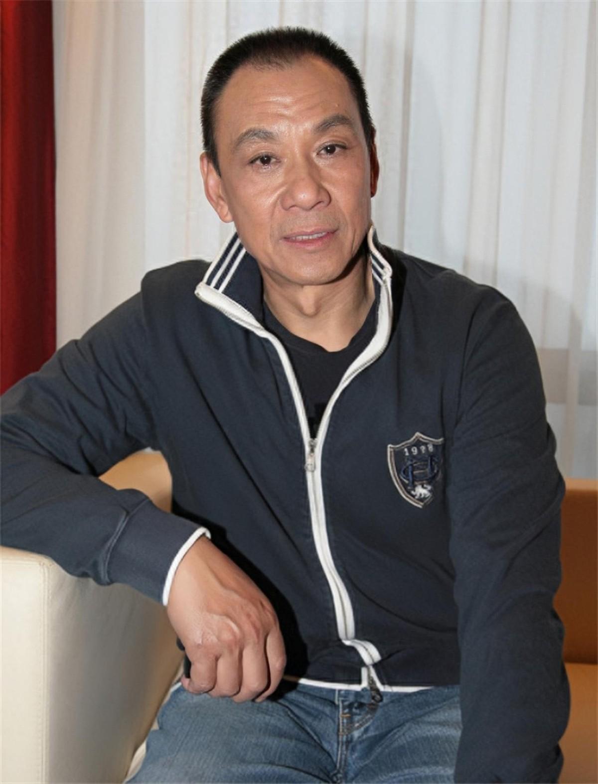 回顾:不顾妻子苦苦挽留,晚年铁心要离婚的王学圻,为何如此狠心