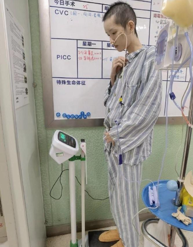 痛心29岁楞次定律美女作者病逝生前喜欢熬夜常吃外卖