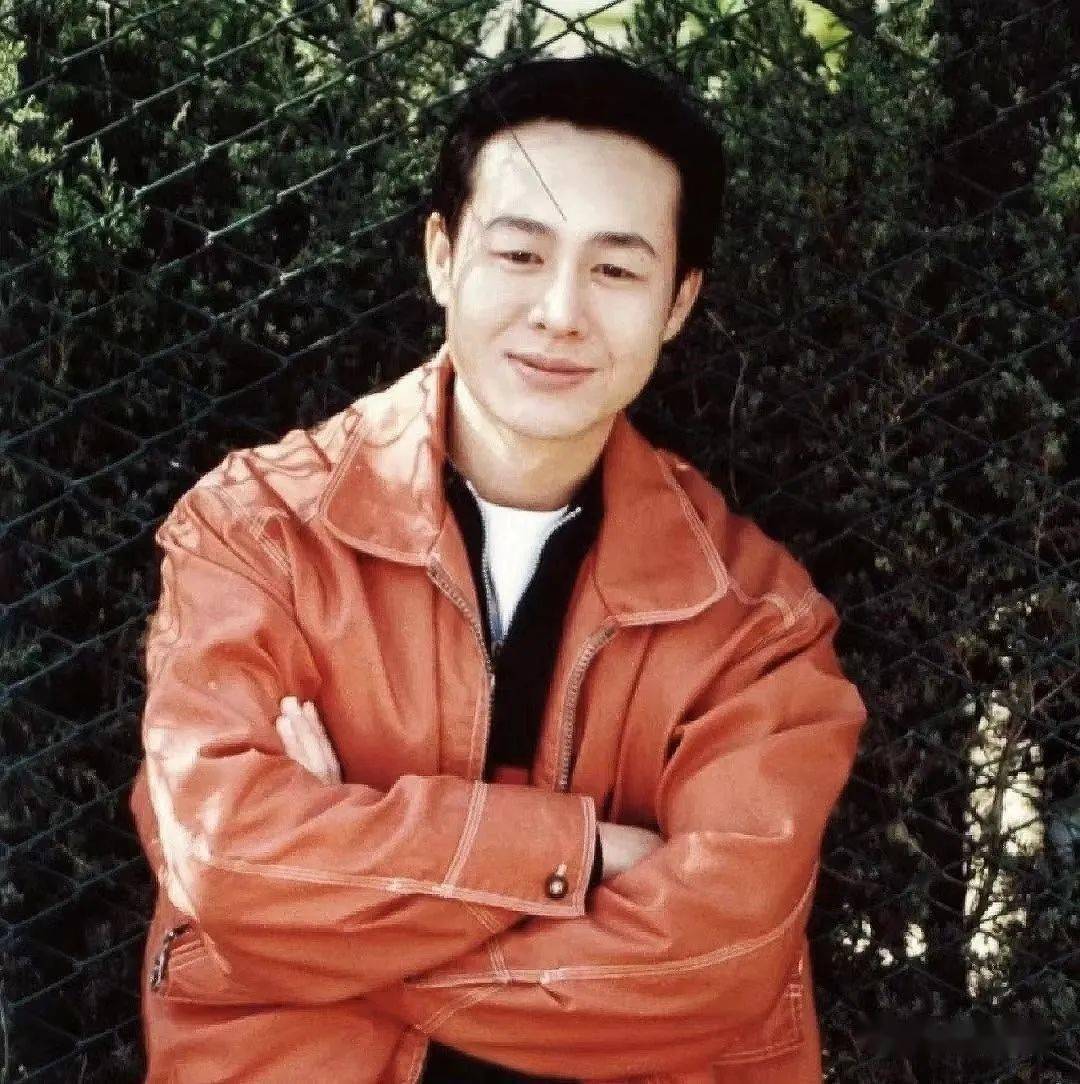 谁说两广无帅哥来自两广的6位男明星个个相貌英俊