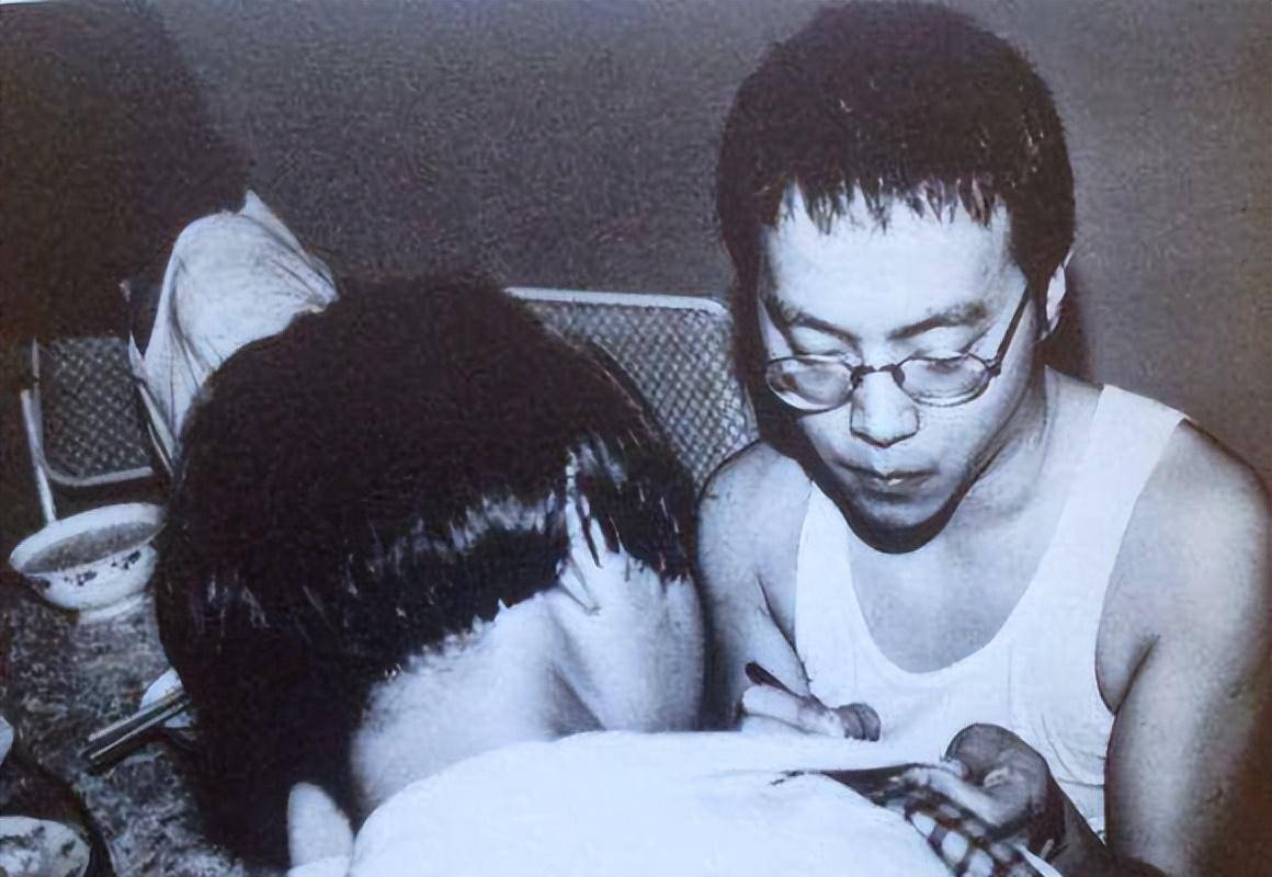 回顾53岁窦唯近照曝光穷困潦倒已成仙