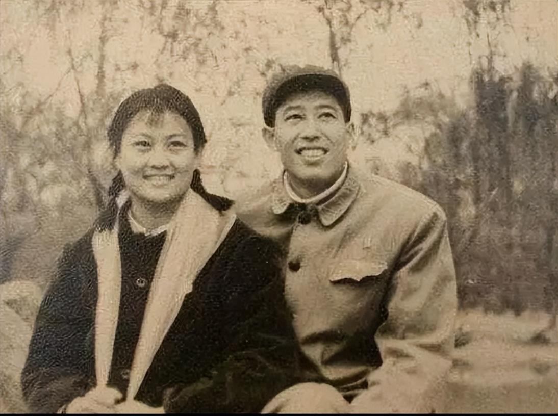 回顾文兴宇52岁走红66岁因肺癌离世遗孀的选择令人泪目