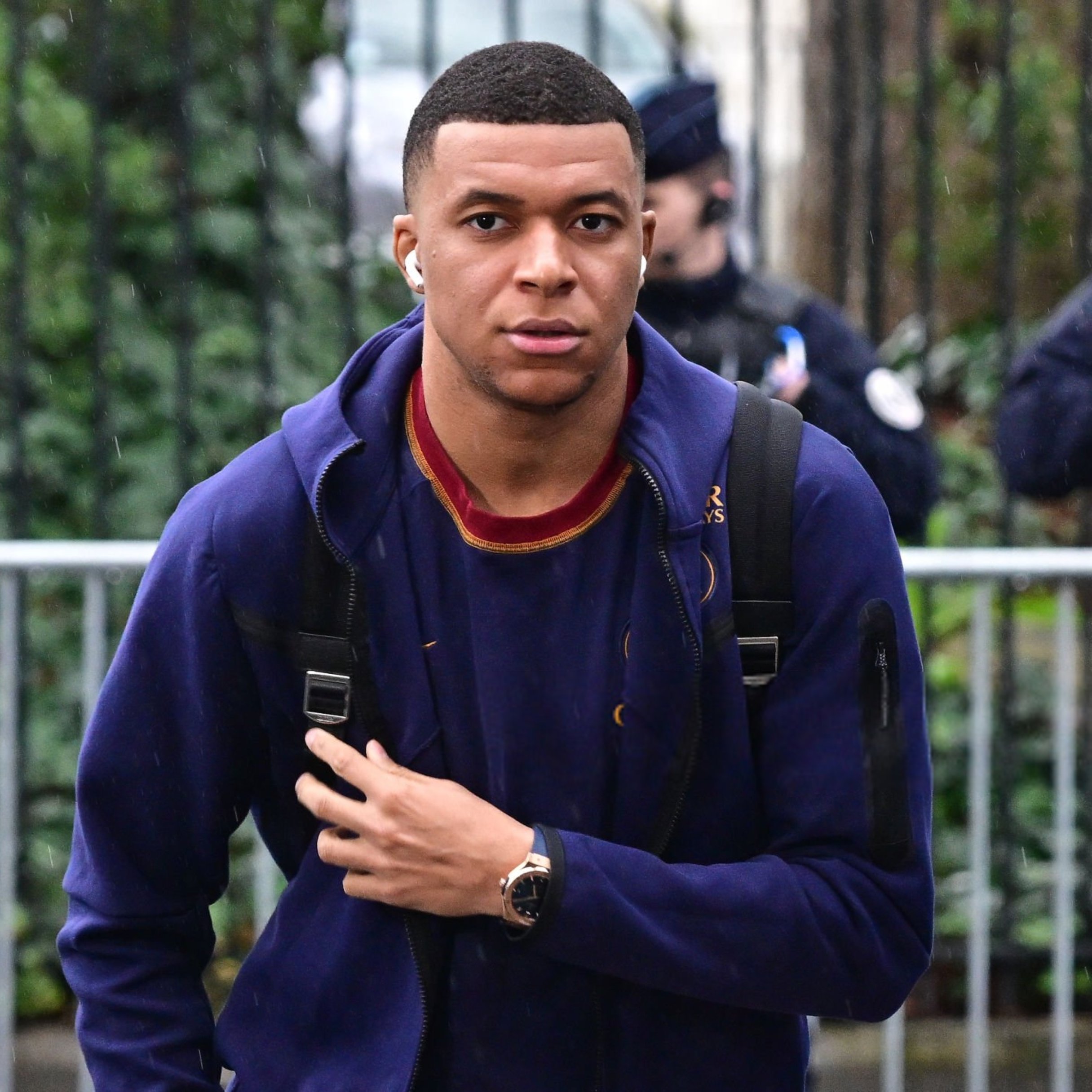 姆巴佩否认签约皇马,大巴黎不再涨价,拒绝续约留队,还有反转?